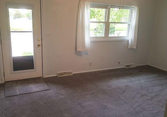 3rd image of 1411 21st St W