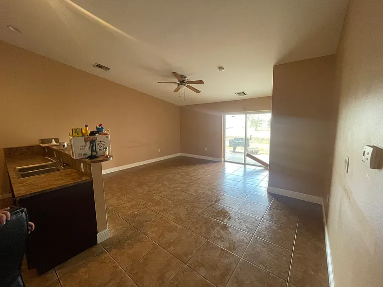 408 Piper Ave — Photo 2