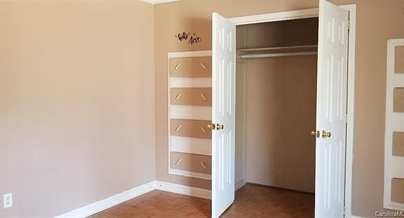 4th image of 214 Nooe Hill Dr