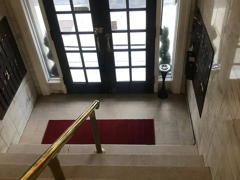 2 S Hartford Ave #D3 — Photo 2