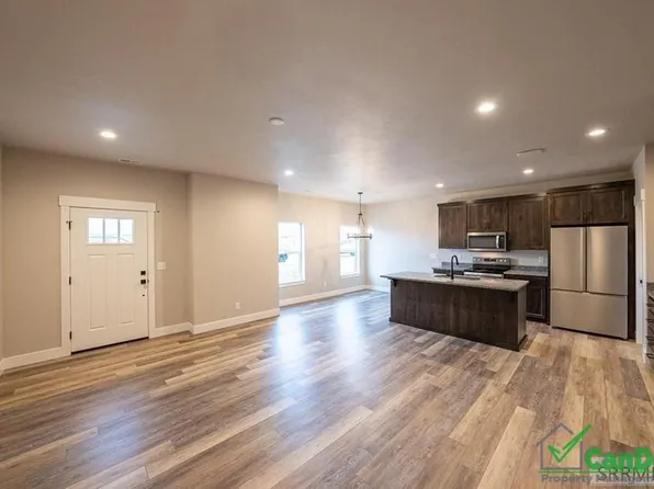 3005 Sunburst Dr, Ammon, ID 83406
