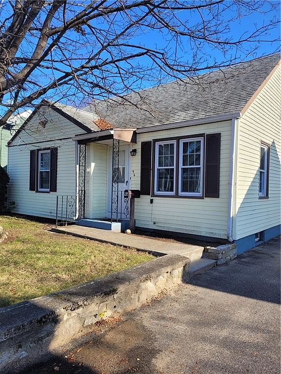 96 Lydia Ave, Woonsocket, RI 02895 Zillow