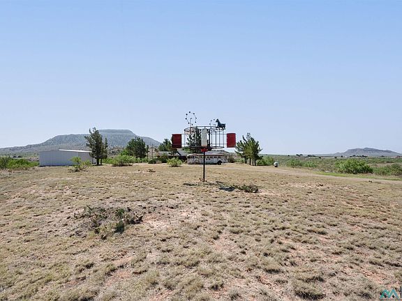 3rd image of 8188 State Highway 209