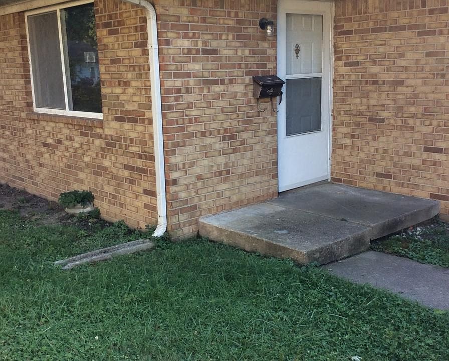 1st image of 1723 Hemlock Ln