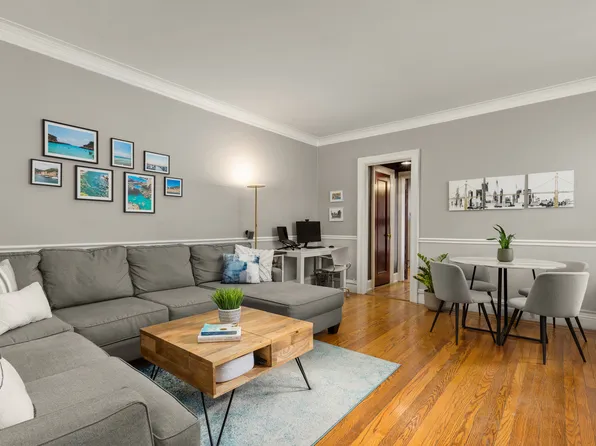 136 East 36th Street 2F image 2 of 9