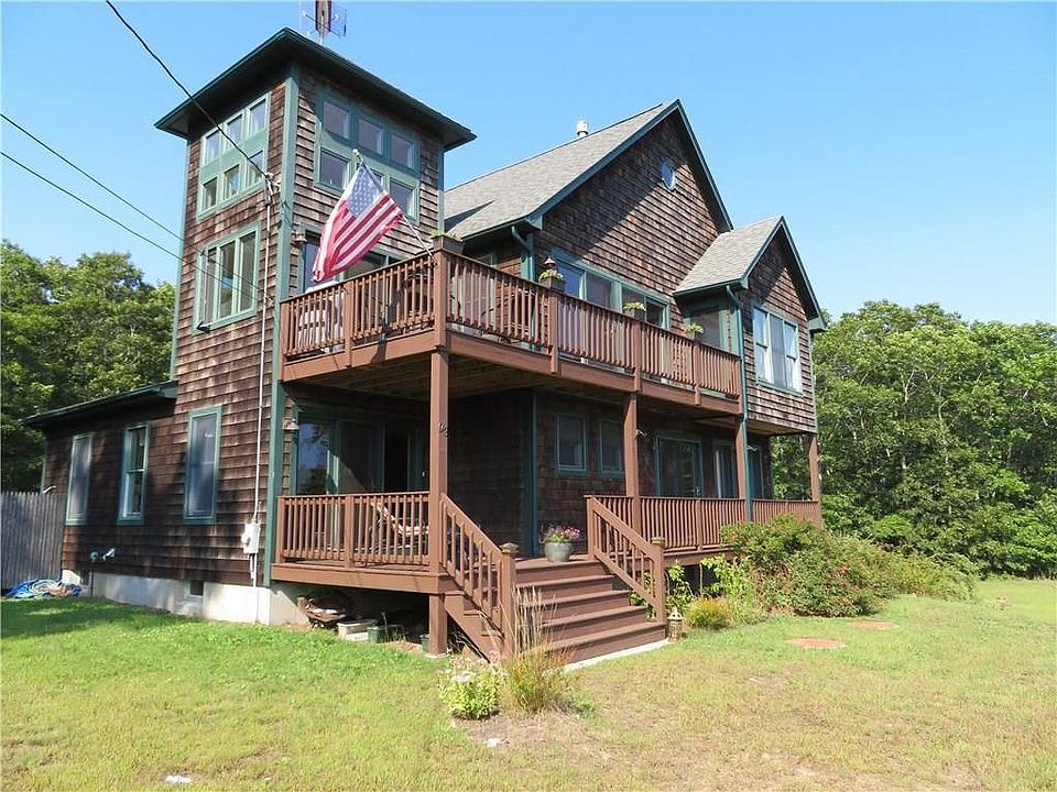 1st image of 93 Tamanaco Dr