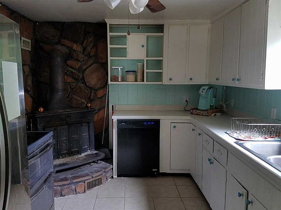 2nd image of 3251 Ashland City Rd