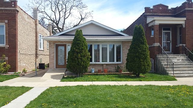 1st image of 2433 S 58th Ct