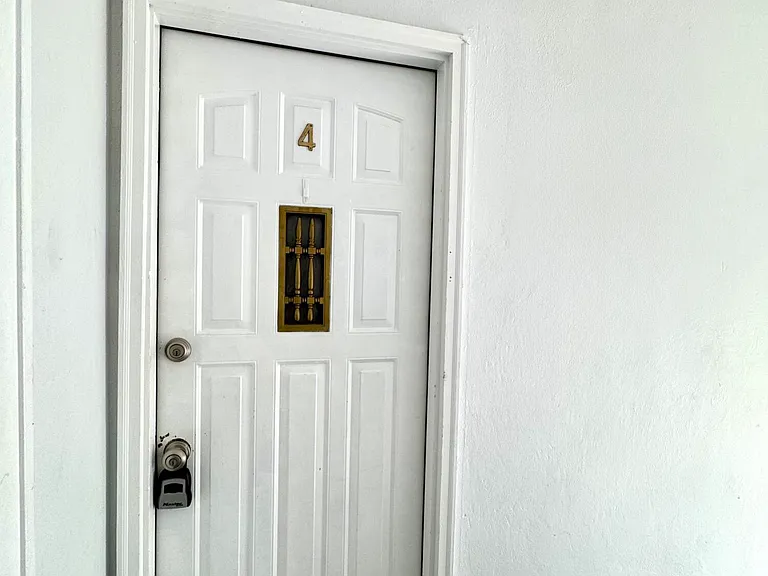 422 Magnolia Ave #4 — Photo 14