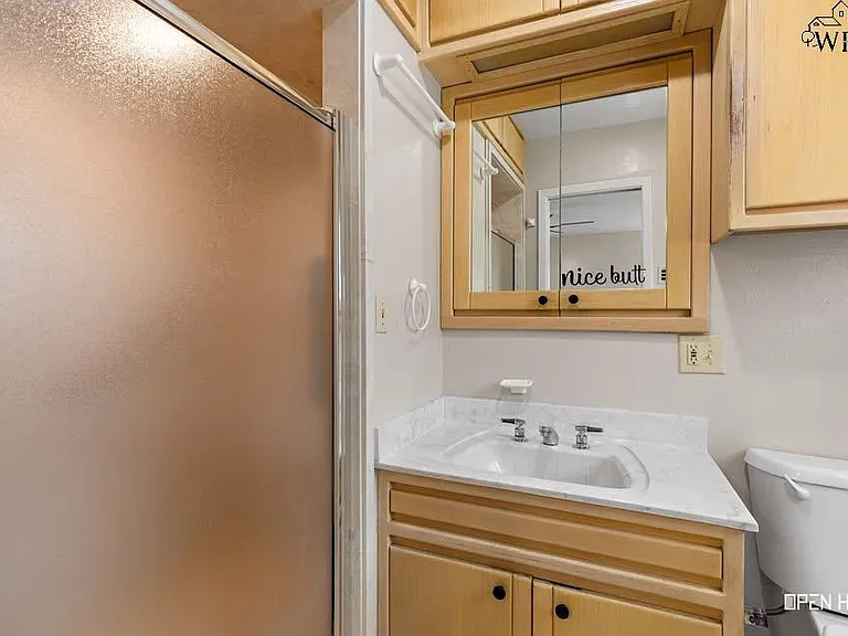 4202 Meadowbrook Dr — Photo 16