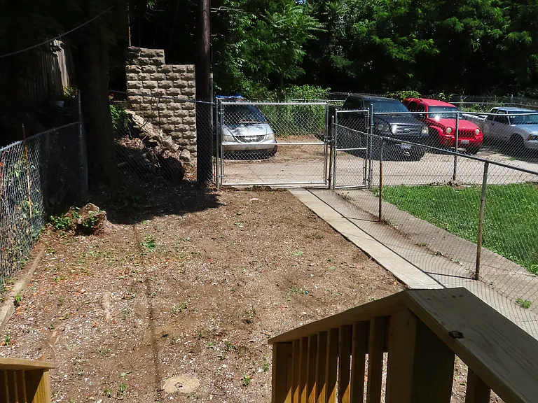 3924 Edmondson Ave — Photo 24