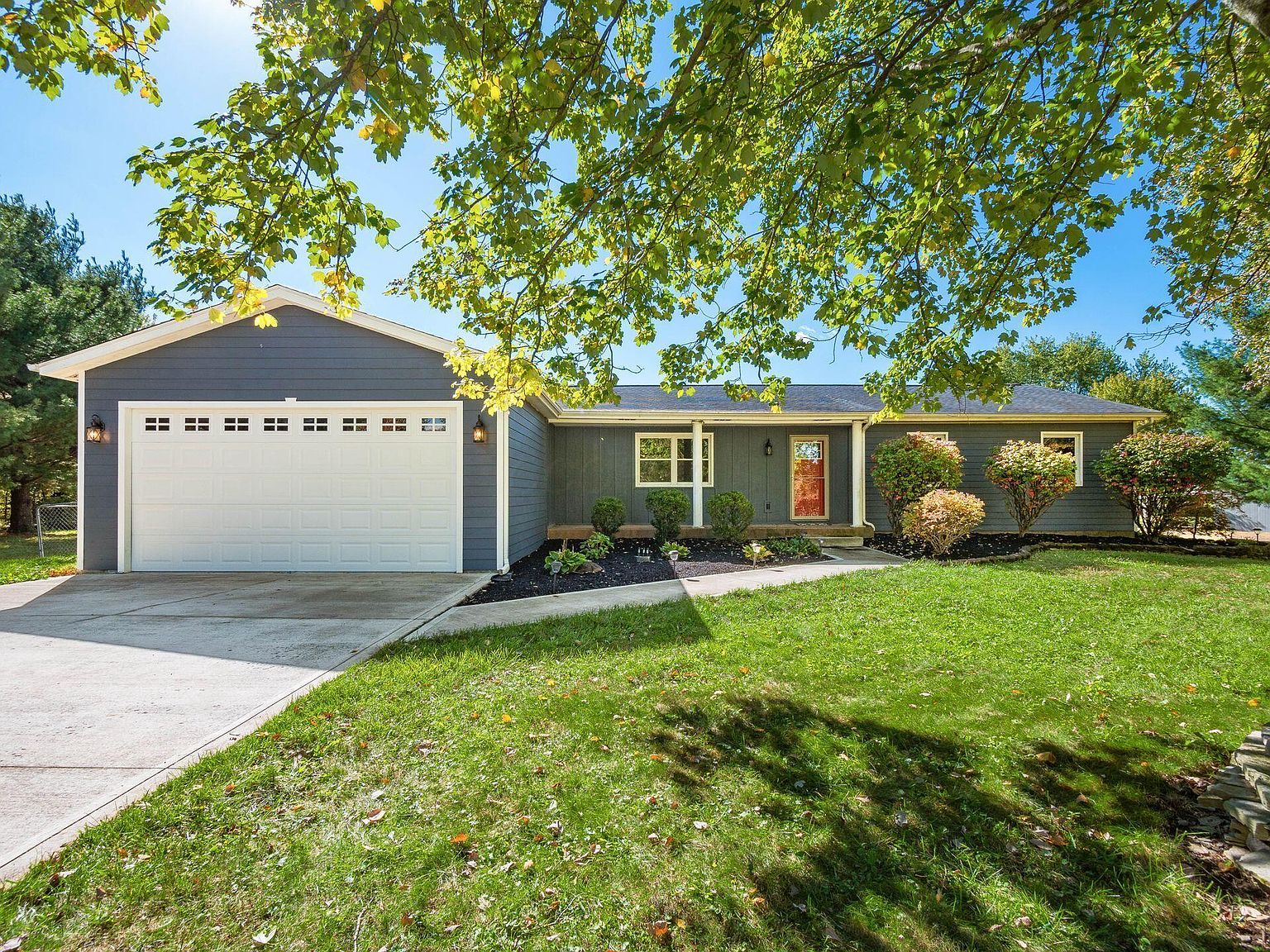 11461 Julie Lynn Pl NW, Canal Winchester, OH 43110 | Zillow
