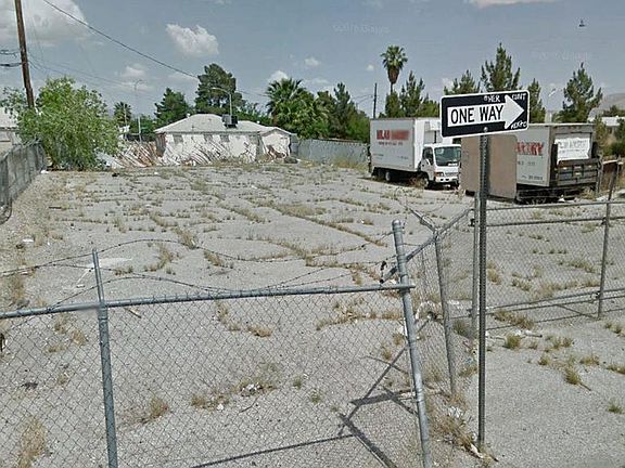 4th image of 1623 Fremont St