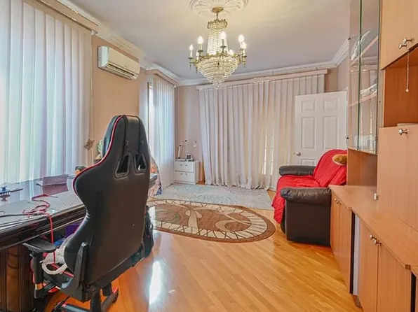 115 Ocean View Avenue image 5 of 13