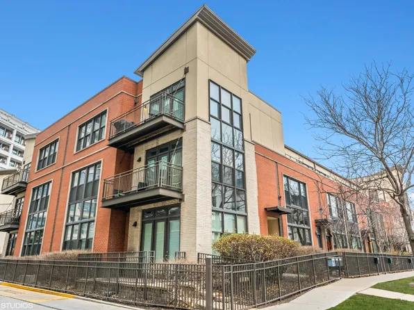 906 N Larrabee St #C, Chicago, IL 60610