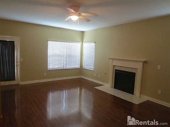 3rd image of 4686 Snowy Meadow Dr