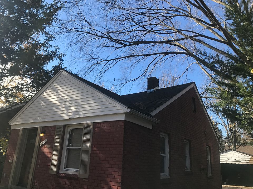 2nd image of 12015 Whitcomb St