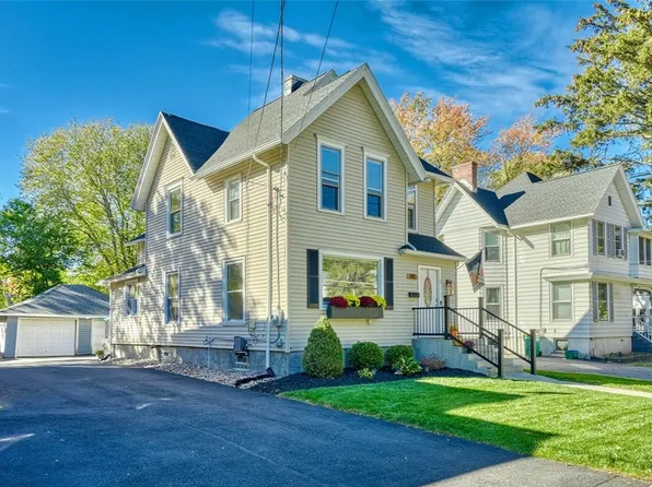 79 South Ave, Webster, NY 14580