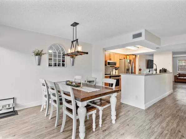 7921 NW 11th Street #7921, Plantation, FL 33322