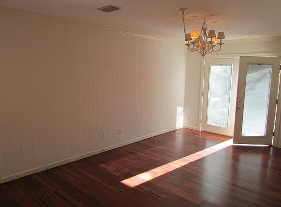 2nd image of 4010 Delvin Dr