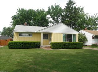10600 Sharon Dr, Parma, OH