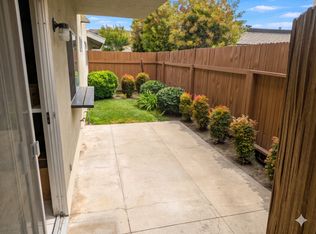 17061 Pinehurst Ln #B, Huntington Beach, CA 92647