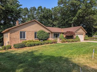 6927 Sandy Lane Dr SE, Grand Rapids, MI 49546