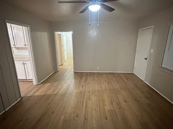 4th image of 1342 Chrysolite Ave #E