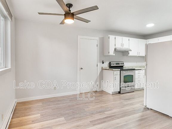2nd image of 1099 E Woolsey Dr Unit 1099