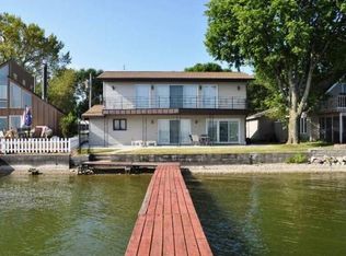 5112 Bayside Ave, Clear Lake, IA 50428