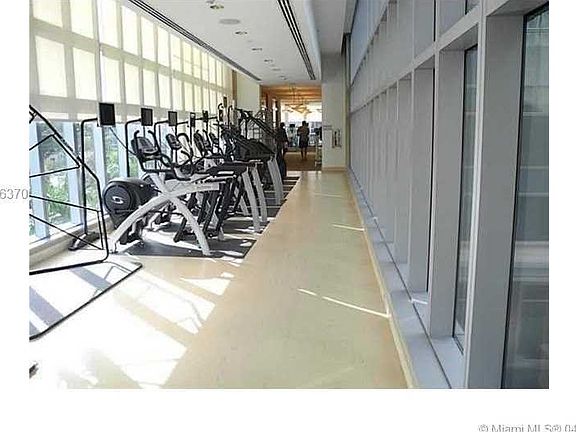 3rd image of 1435 Brickell Ave #3303