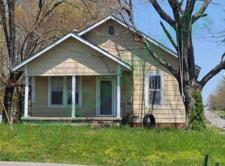 500 W Colp Ave, Pittsburg, IL 62974