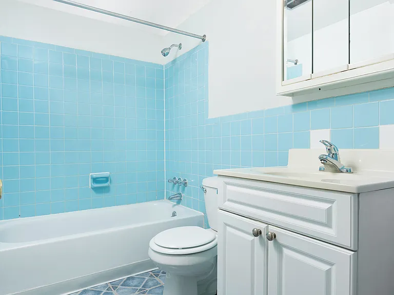 Aspen Grove Apartment Homes — Photo 22