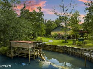 3103 Two Creek Blvd, Vernon, FL 32462