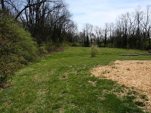 4th image of 756 Caden Ln