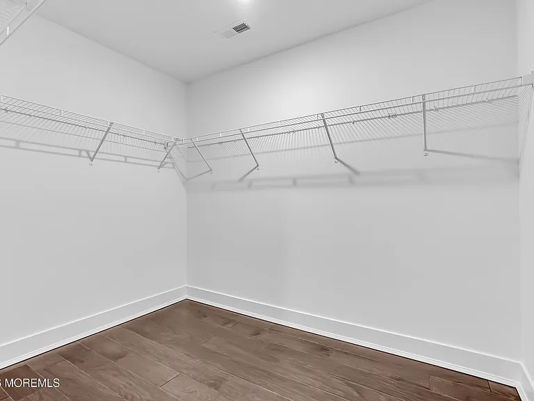 163 Woolley Ct — Photo 14