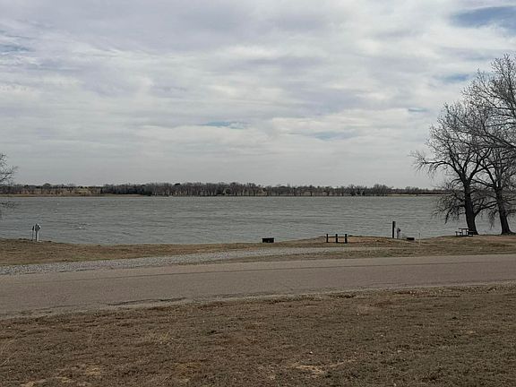 4th image of 1999 Prairie Pkwy