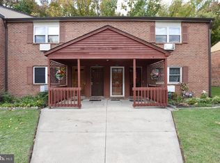 302 Garnet Dr, Burlington, NJ 08016