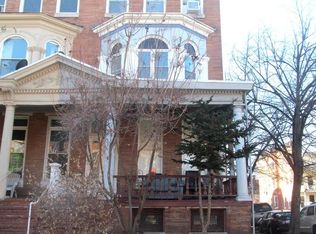 2846 N Calvert St, Baltimore, MD 21218