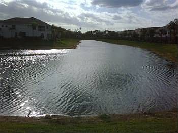 2nd image of 1068 Hampton Cir