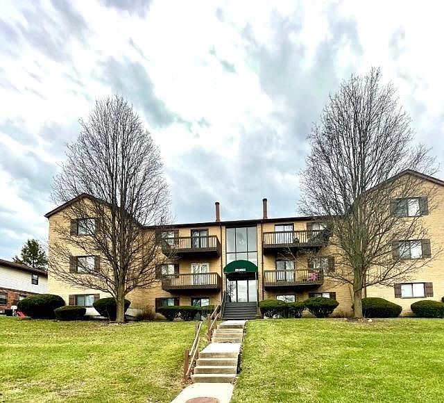 1st image of 2055 Woodtrail Dr APT 106