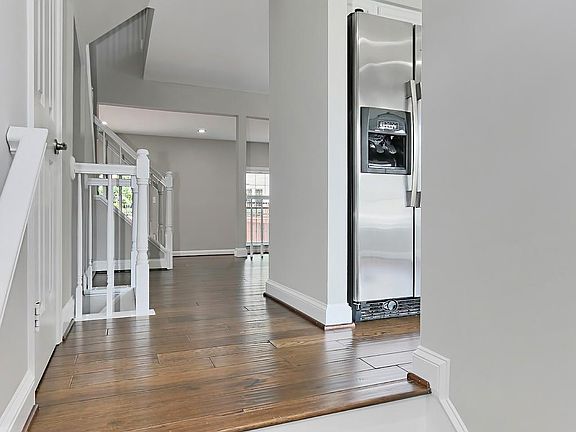 4th image of 14602 Flower Hill Ct