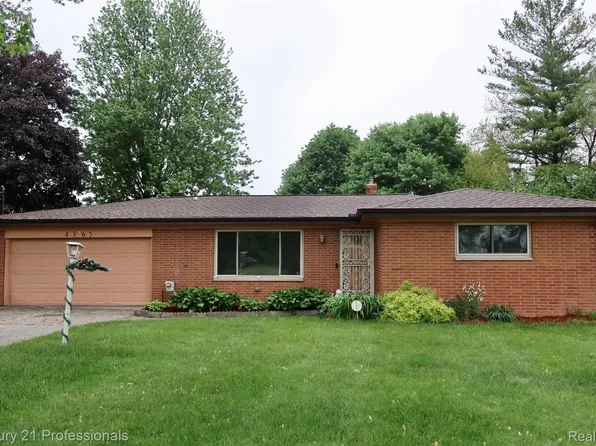 4365 Jo Dr, Saginaw, MI 48601