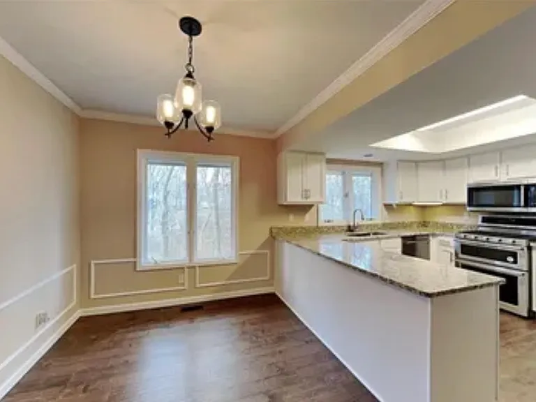 16743 Clayton Rd — Photo 6