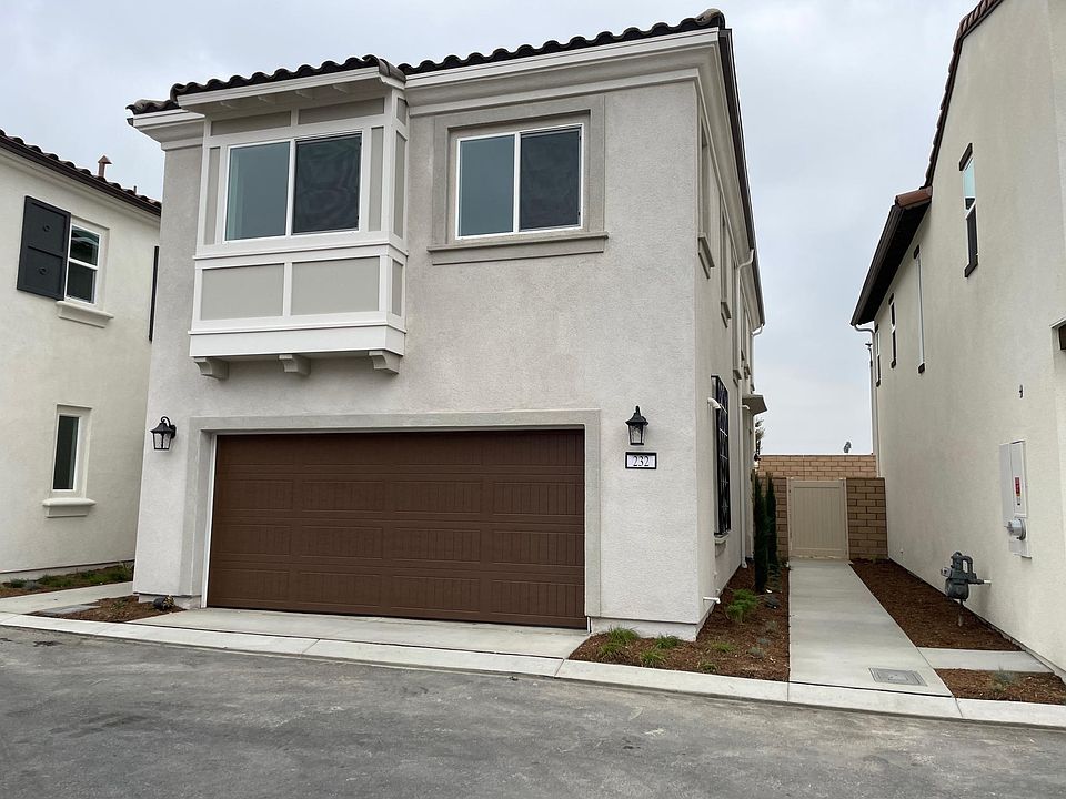 232 Bonita Ln, Rialto, CA 92376 Zillow