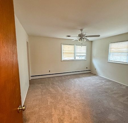 4th image of 4032 Quakerbridge Rd