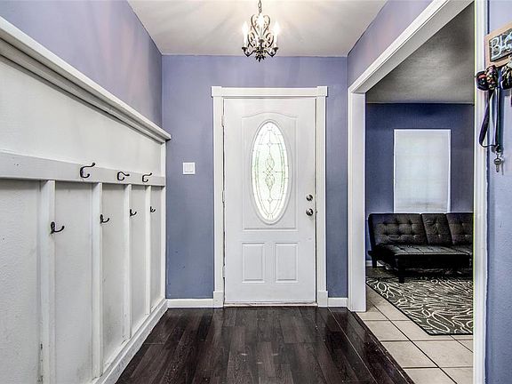 5th image of 15407 Blackhawk Blvd