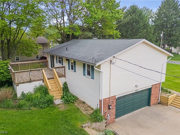 3rd image of 1425 Galaxy Dr