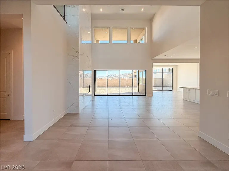 10761 Canyon Bloom Dr — Photo 6