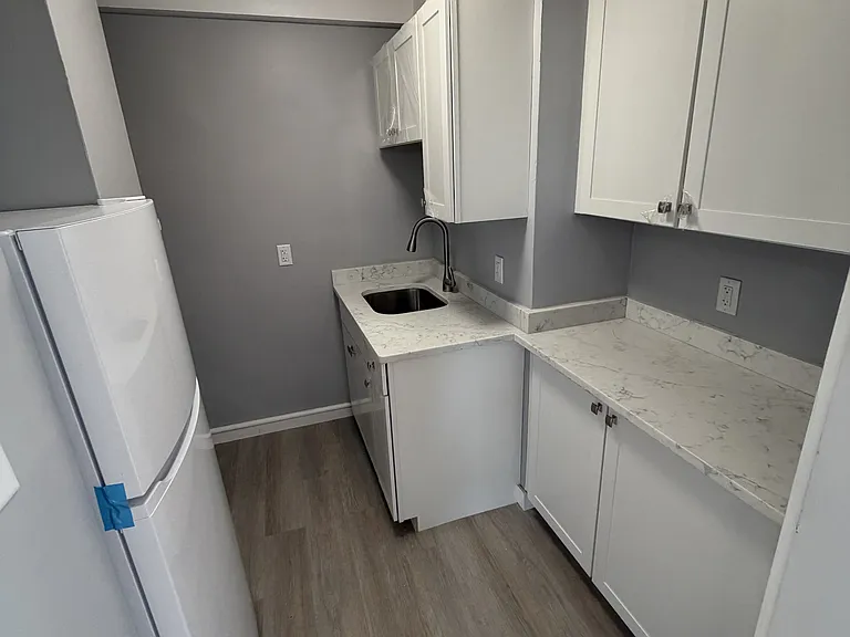 2111-2113 Acushnet Ave #1 — Photo 6
